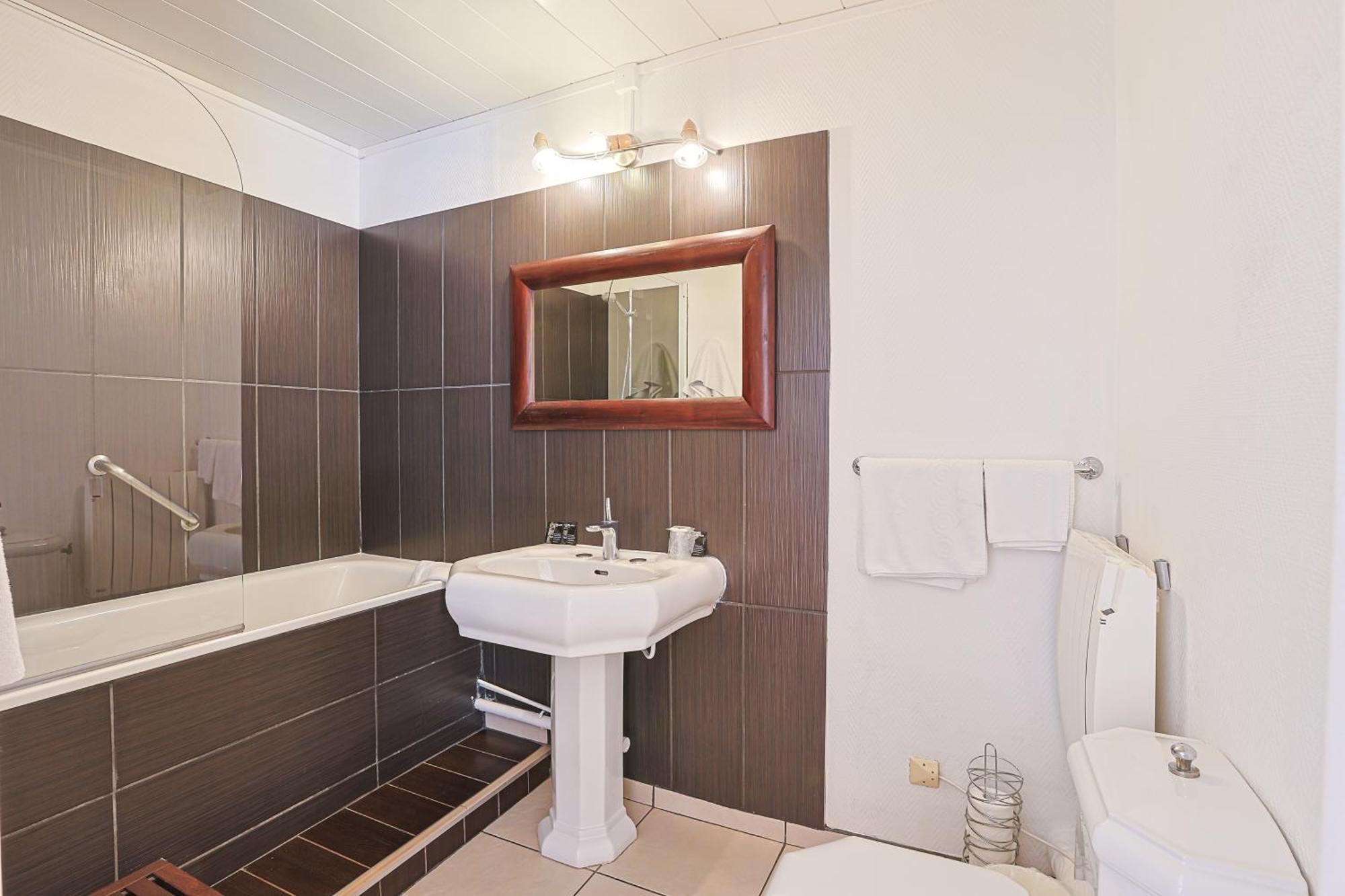 Hotel Francois D'O Caen Esterno foto