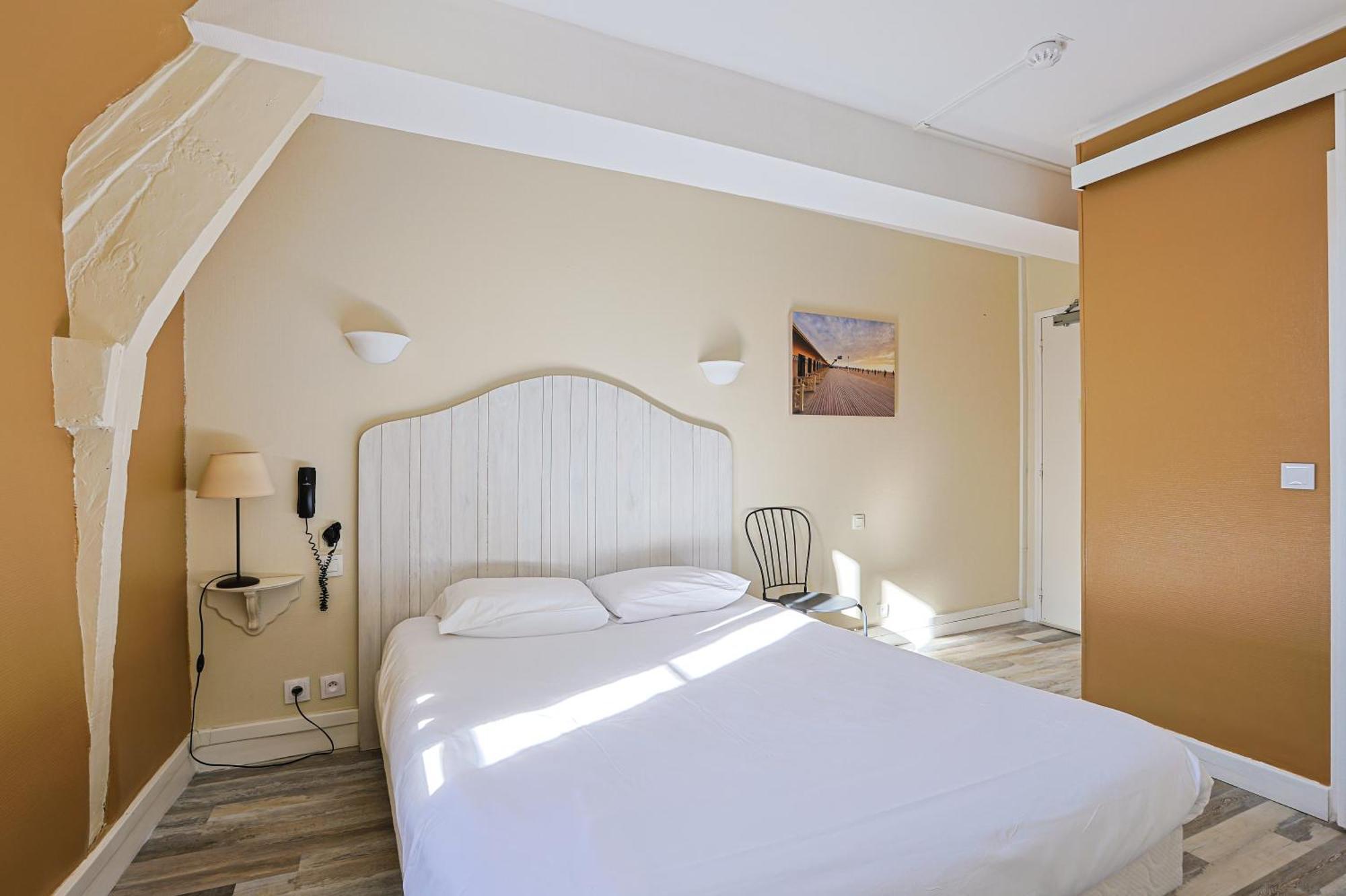 Hotel Francois D'O Caen Esterno foto