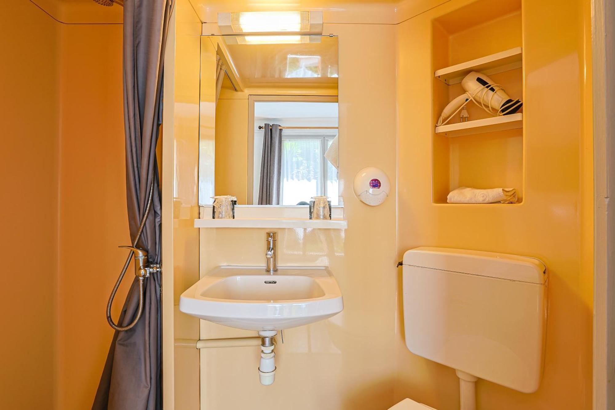 Hotel Francois D'O Caen Esterno foto