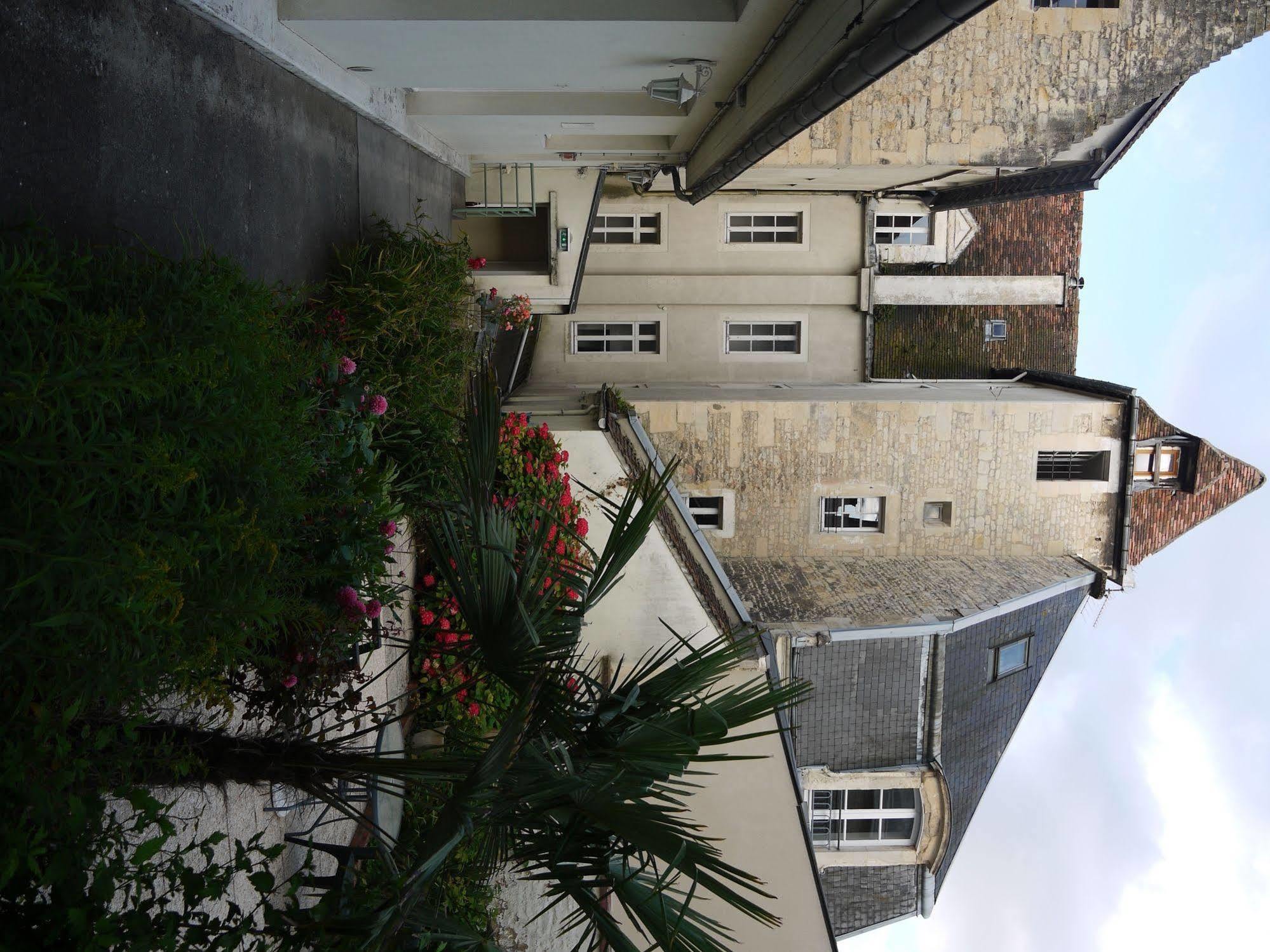 Hotel Francois D'O Caen Esterno foto